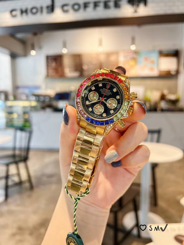 劳力士-Rolex宇宙计型迪通拿 型号116598 Rbow男士多功能腕表 原版开模复 直径40Mm厚度11Mm采用原装进口石英机芯矿物质耐磨镜面316精钢钢带