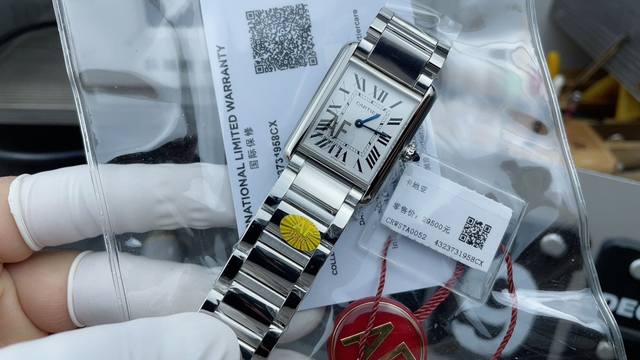 独家实拍图 Cartier Tank Ladies Watch Swiss Battery Movement，3Wf出品 卡地亚坦克系列，瑞士石英机芯，女士腕表 - 点击图像关闭