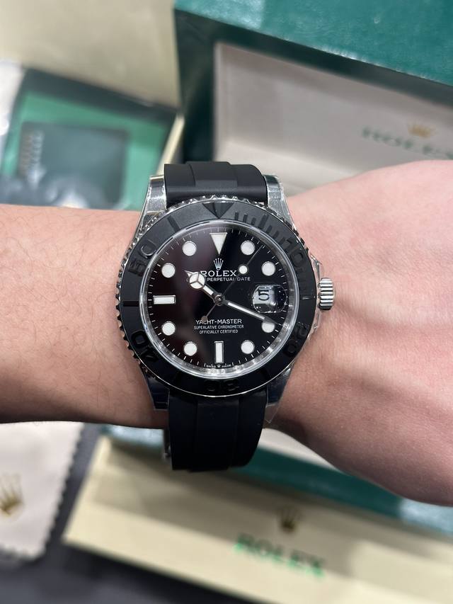 劳力士游艇名仕型 游艇系列 白游艇款Yacht-Master M226659-0002，超亮白金颜色为世面最对版颜色18K铂金款，全面修正其他工厂不足之处表径4