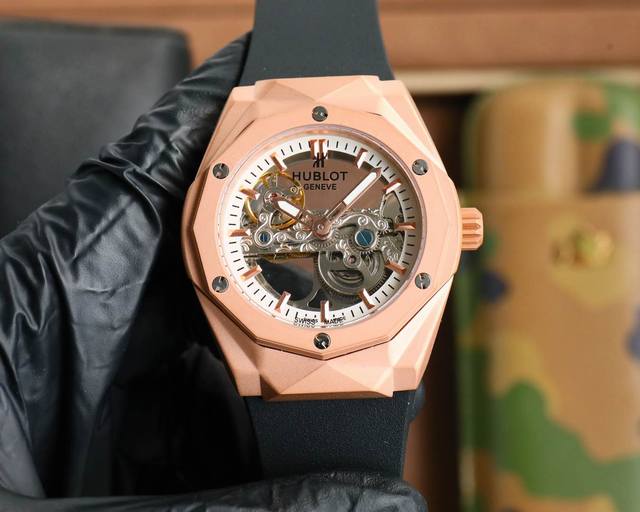 恒宝 Hublot 玻璃 45Mm*13Mm 头层牛皮表带 原装扣 全自动机械机芯 浓浓的金属酷感 始终带给你视觉上的冲击