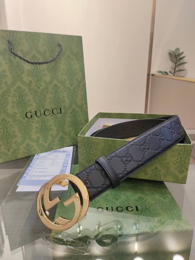 特 Gucci 经典款4.0Cm专柜同款头层小牛皮压花 搭配原版皮底 精品钢扣新品花纹 工艺精细 原单品质 潮流大方 时尚百搭。