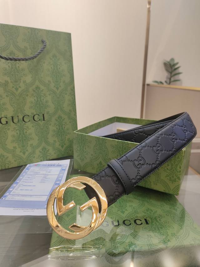 特 Gucci 经典款4.0Cm专柜同款头层小牛皮压花 搭配原版皮底 精品钢扣新品花纹 工艺精细 原单品质 潮流大方 时尚百搭。