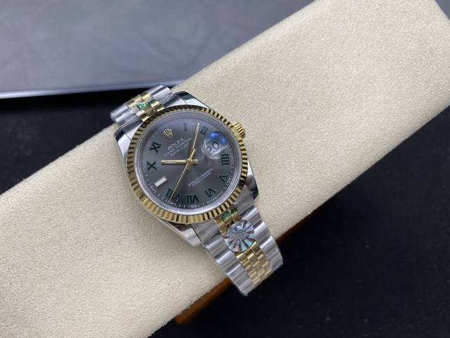 劳力士Rolex 单历 日志型系列 36Mm 直径 36Mm 机芯 搭载全自动机械机芯 圈口 劳力士Ringcommand三角坑纹 光圈 镜面 防刮蓝宝石玻璃镜