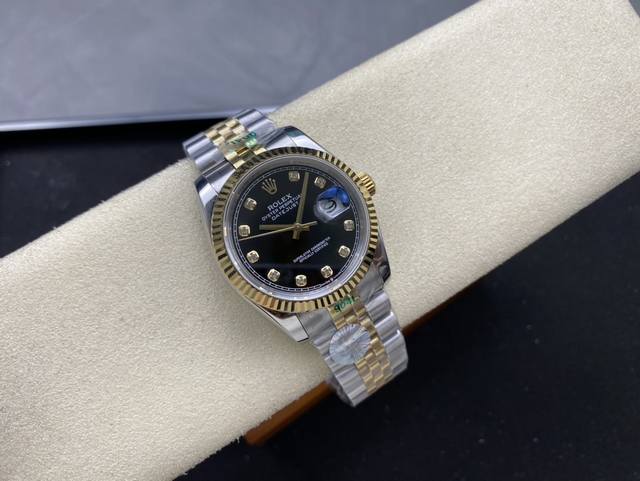 劳力士Rolex 单历 日志型系列 36Mm 直径 36Mm 机芯 搭载全自动机械机芯 圈口 劳力士Ringcommand三角坑纹 光圈 镜面 防刮蓝宝石玻璃镜