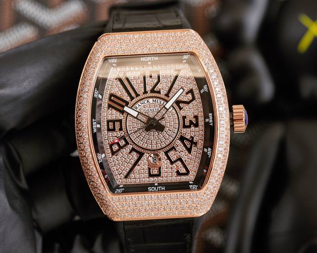 法兰克 穆勒 Franck Muller V45 Sc Dt系列54*42*15Mm 全自动机械机芯 蓝光镀膜玻璃 牛皮表带底部橡胶 折叠扣 糅合运动设计风格