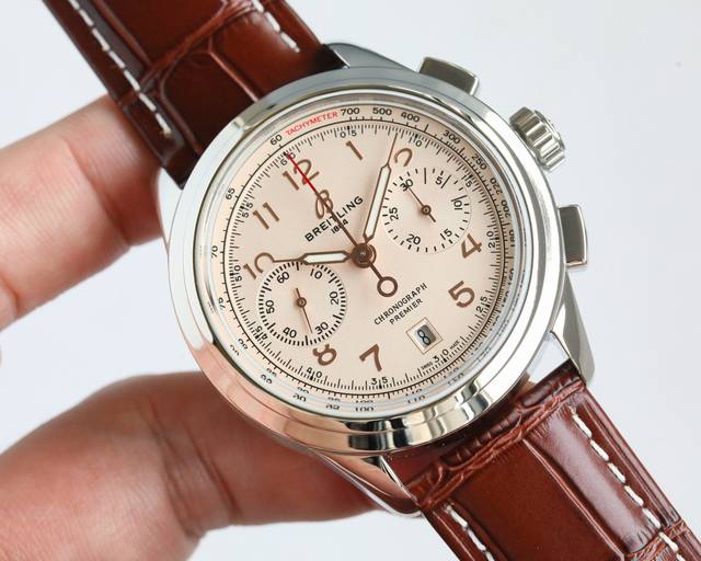 百年灵璞雅B01计时腕表42 Premierb01Chronograph42 316L精钢，42毫米，锅盖弧面水晶玻璃，双面防眩处理，透明蓝宝石，原装折叠扣机芯