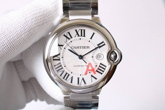 V6厂V4版 卡地亚 Cartier 蓝气球系列 可搭载皮带和钢带。直径42X13Mm，搭载海鸥2824自动机械机芯， 316精钢表壳，凸形鱼眼蓝宝石镜面，烧蓝