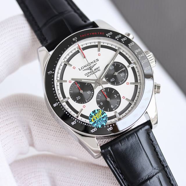 皮带 钢带+50 新品 浪琴 Longines-浪琴康卡斯悦动凭借其独特的设计，实用的功能和舒适的佩戴体验，成为了一款备受推崇的精品时计。 1字面是独特的“熊猫