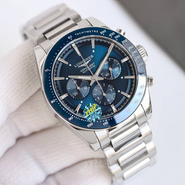 皮带 钢带+50 新品 浪琴 Longines-浪琴康卡斯悦动凭借其独特的设计，实用的功能和舒适的佩戴体验，成为了一款备受推崇的精品时计。 1字面是独特的“熊猫