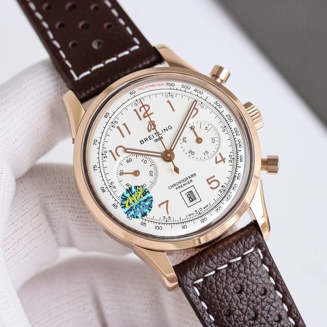 Bls新品 百年灵 璞雅B01计时腕表Premier B01 Chronograph 吴彦祖同款 材质： 316L精钢 直径： 42毫米 厚度： 13.65毫米