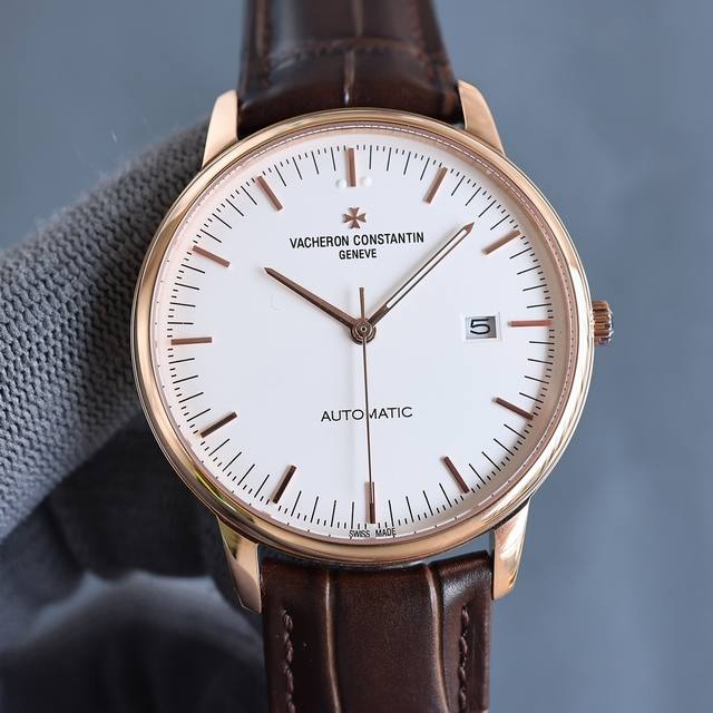 白 金 Tw 最新热门款江诗.丹顿Vacheron Constantin 经典之美品鉴江诗.丹顿传承系列腕表！ 1团队历时9个月精心设计，敢为人先，力求完美，突