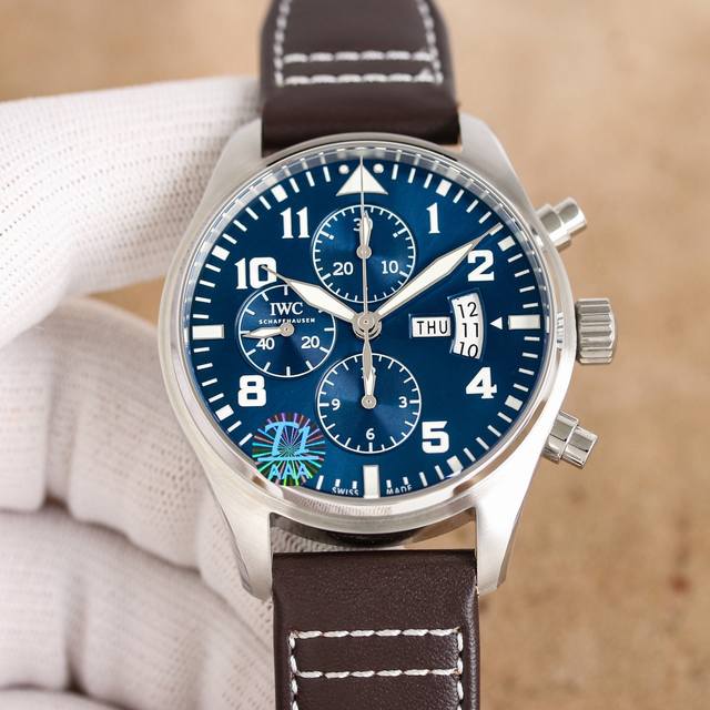 统一 Tw新品！ Iwc 万国飞行员系列Iw378003. 1.腕表采用玫高科技镀金，做工成熟，线条清晰而富有立体感，颜色搭配和谐，非常百搭。 2.与之前的飞行