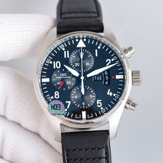 透底快拆： Tw新品！ Iwc 万国飞行员系列Iw378003. 1.腕表采用玫高科技镀金，做工成熟，线条清晰而富有立体感，颜色搭配和谐，非常百搭。 2.与之前