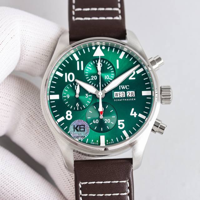 透底快拆： Tw新品！ Iwc 万国飞行员系列Iw378003. 1.腕表采用玫高科技镀金，做工成熟，线条清晰而富有立体感，颜色搭配和谐，非常百搭。 2.与之前