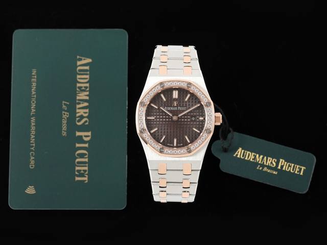 Audemars Piguet爱彼 皇家橡树系列67651Or女士石英腕表～闪耀登场！女神百搭款，闪闪惹人爱！ App购入正品拆解开模，全程Cnc打磨，多次校对