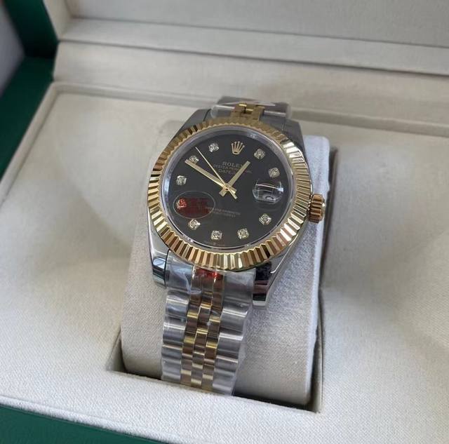 钻圈 劳力士－Rolex 日志新色系男士腕表 进口西铁城 原装机 316L精钢壳套 蓝宝石玻璃 超级防水 直径36Mm厚度13Mm 316L精钢表带原装扣 尊贵