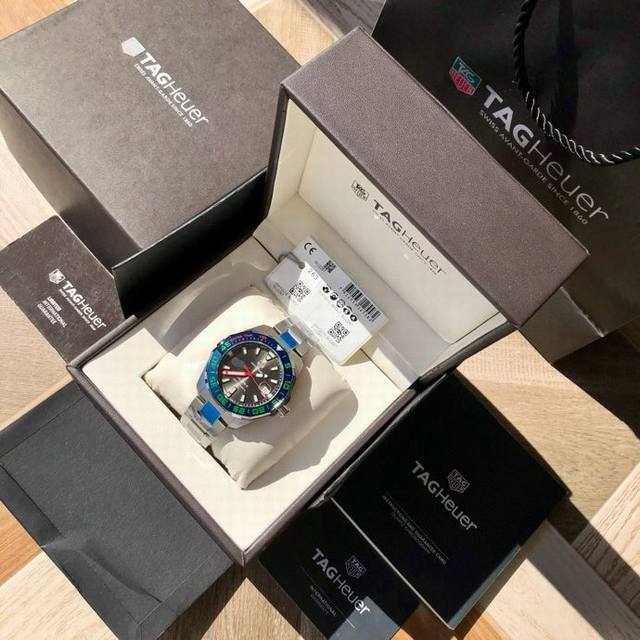 中超特别版，硬货。Original Tagheuer,泰格豪雅竞潜系列机械表，专柜16500+。 ~43Mm表径，蓝宝石镜面，超强夜光指针，原装机芯，支持拆机验 - 点击图像关闭