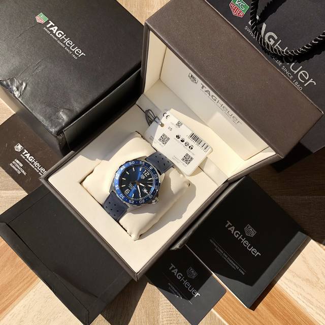 新款硬货，Original Tagheuer,泰格豪雅F1系列机械表，专柜15500。 ~43Mm表径，蓝宝石镜面，超强夜光指针，原装机芯，支持拆机验货，硬汉风