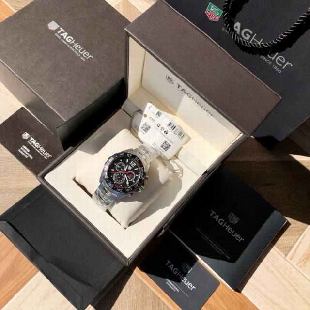 爆款回货，Original Tagheuer,泰格豪雅F1系列 喜拿纪念石英表，专柜1万+。 ~43Mm表径，蓝宝石镜面，超强夜光指针，原装机芯，支持拆机验货，