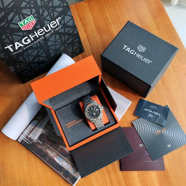 重磅Tag Heuer泰格豪雅携手英国知名腕表定制商Bamford Watch Department，推出一款全新竞潜系列特别版限量腕表 全球限量1500枚。4