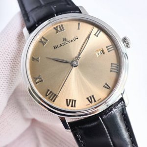 Sj出品 白壳 金壳 宝珀 经典系列 Zf4 搪瓷表盘，柳叶针，罗马刻度，简洁明快！犹如腕间绅士，经典非凡！细节如下： 1 表壳 表径40Mm，厚度9.5Mm，