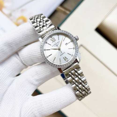 金 钢带+20 陶瓷+40 。 浪琴-精品女表携手而来，简约精致，品质精湛，热卖全城。采用进口石英机芯，顶级316精钢表壳，进口小牛皮表带，矿物质超强镜面，尺寸