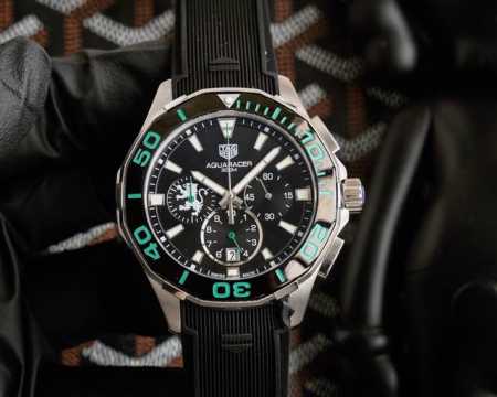 白胶 白钢 泰格豪雅 Tag Heuer 特别款腕表 搭载日本多功能vk石英计时机芯 喷砂精钢 镌刻装饰图案 旋入式表冠 单向旋转表圈 不惜成本的使用带双重安全 - 点击图像关闭