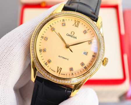 金 钻+50。欧米茄-Omega 热门主推 精品男士腕表，经典大三针！ 机芯：采用进口8215机芯，超强防水。尺寸40Mm 材质：材质316精钢表壳 镜面：蓝宝 - 点击图像关闭