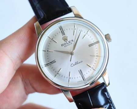 白 金玫 Rolex劳力士 .切利尼，一块彰显绅士风度，适合参加各种活动场合的不二之选的男士腕表 搭载着精准稳定的9015进口机芯.每小时振频28800次，零返 - 点击图像关闭