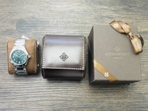 Gr Factory2024墙裂推荐 市场最高版本 百达.翡丽twenty 4系列7300闪爆登场 细节方面 1尺寸36Mm 尺寸与正品一致 2表壳 一体式矩型
