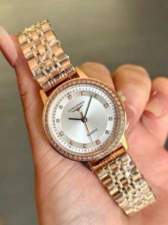钻钢270金+20陶瓷+20 浪琴-Longines 简约大气女款 进口石英机芯 矿物质玻璃镜面 316L精钢表壳 直径28Mm厚8Mm 该款腕表备受女性喜爱， - 点击图像关闭