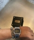 生日送我小方块的朋友 你很有品味 收到了今年生日最满意的礼物，Casio 的 Gmw-B5000D，先说结论，真的太满意了，一块 银色的方块 Casio，没有男