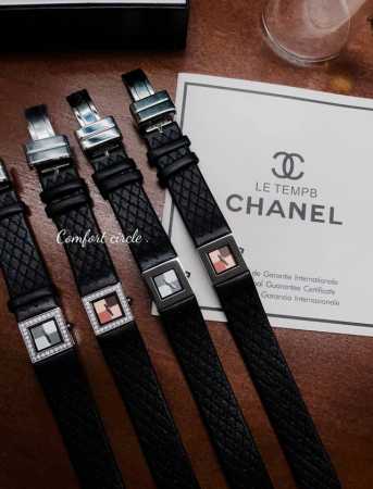 白 金 钻圈+20 Vintagechanel 香奈儿格菱纹小方表超级小香元素的格菱纹表带，表盘内里及表带都是经典格菱纹元素 ，皮质细腻高级 整支表简约温柔高级 - 点击图像关闭