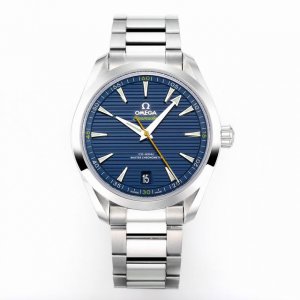 Kg厂出品 海马 米 Aqua Terra 天文台 41Mm 2025新款黑塘瓷表面 1: 市场独家天然胶带 可胶带 钢带自由选择。 2: 精钢材质 水平“柚木