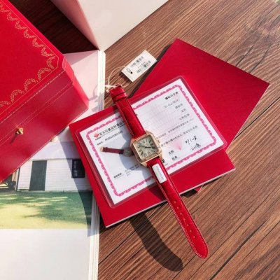 现货 年最新限量版 真钻 包金！ 卡地亚山度士超薄杜蒙系列满圈钻石腕表。型号Wjsa0017。表壳扣子采用904L精钢不锈钢。包18K玫瑰金 。表盘镶嵌44颗明