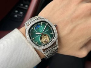 金白同价 皮带 钢带 卡地亚-Cartier 精品男士腕表 尊贵大气 绅士风范 卓越品质 热卖全城 采用全自动机械机芯 顶级316精钢表壳 进口小牛皮表带 矿物