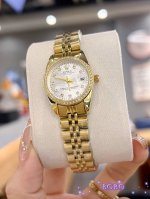 新款推荐 劳力士 28Mm精致小表螺旋后盖 爆款推荐 设计显出独特高贵优雅女神气质！316精钢搭配蝴蝶扣，不显浮华的风格广受女神喜爱，逐渐深刻人心，工艺精湛，糅