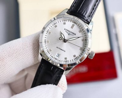 -金1110。最新推出2026最新版本 浪琴 Longines 名匠系列机械女表！让所有男神更爱你！，推出为每一位女性设计的新品，适合所有女神佩戴，在不同场景都