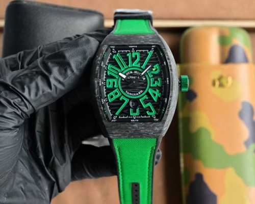 Abf最新品 Franck Muller 法穆兰 Vanguard V45 碳纤维 25周年特别纪念限量款 彰显无畏突破的精神 结合更富科技时尚感的像素元素 呈