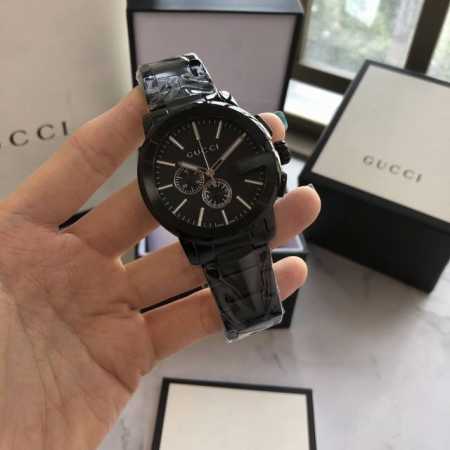 白 黑 ，Gucci古弛海报款石英计时男表，表径44Mm，标志性大g表盘设计，白色扭索装饰表盘，316精钢表壳，高级镀膜玻璃，防水50米， - 点击图像关闭