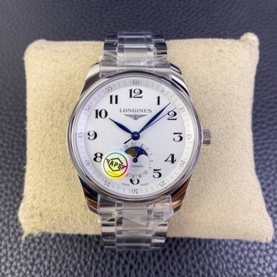 全新升级浪琴月相腕表，全新定制一体机L899.5同步原装小轴承，超级稳定 ，几乎0返修！！！ 1腕表尺寸40X11毫米。表壳尺寸工艺完美复制原装工艺 2柳叶形蓝