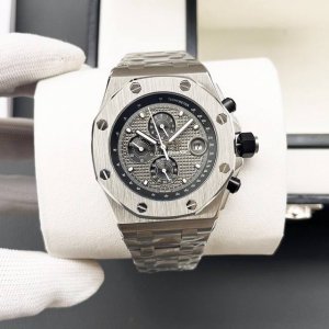 白 -黑 。年度压轴巨献！超高性价比！爱彼audemars Piguet 与原装一致，市场超高品质 爱彼皇家橡树离岸型系列，自动上链机械机芯 升级原装3126自