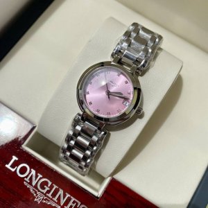 Longines浪琴官方心月石英表女士手表彩盘赵丽颖同款腕表圆润的星月令人神往，这就是浪琴星月系列，其魔幻般的优雅魅力吸引着所有倾情于现在精致优雅风尚的女性！
