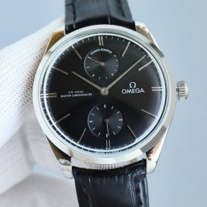 白壳 金玫 带钻加100 重磅推出Omega 欧米茄碟飞名典系列手动机械 腕表 至臻天文台表径 40毫米，购入原版开模，历时6个月，12点位置采用动能储备功能，