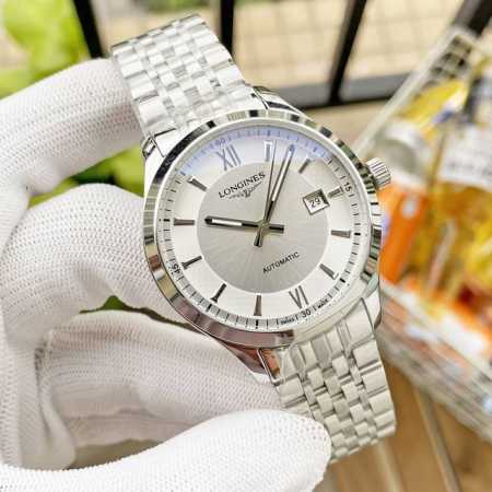 金+20钢带+20浪琴 Longines精品男士腕表，经典大三针设计，尊贵大气，绅士风范，卓越品质，热卖全城。采用全自动机械机芯，顶级316精钢表壳，进口小牛皮 - 点击图像关闭