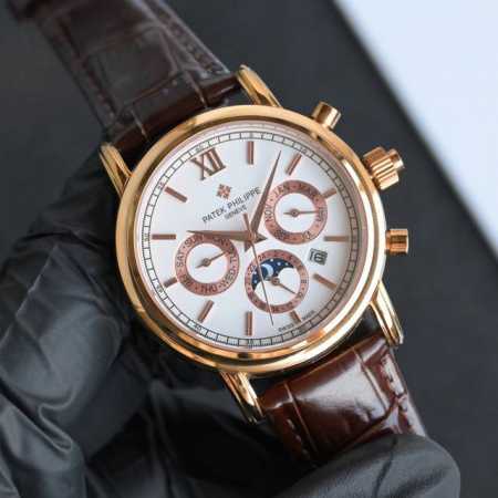 白 金 百达翡丽patek philippe复杂功能系列-纯手工-雕花腕表-惊艳登场，42毫米的表径适配大众男性手寸，非常商务可亦休闲。整表表壳手工雕刻花纹，视 - 点击图像关闭