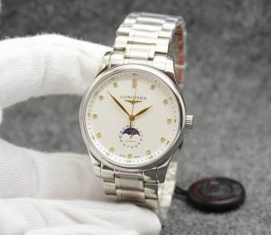 金+20 浪琴-Longines名匠系列 月相三针半男士腕表 全自动机械机芯 316L精钢表壳 矿物质超强玻璃镜面 进口小真牛皮 精钢表带 直径40Mm厚11M