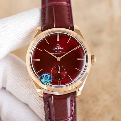 白 金 钻100 Omega 欧米茄碟飞名典小三针系列手动机械 腕表 至臻天文台表径 40毫米，购入原版开模，历时14个月，整体表壳采用原装精钢材质打造，同步原