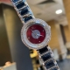 小天鹅钻圈流石珠优雅气质陶瓷女士腕表，表壳独具匠心的创意、轻盈舒适，表链由符合人体工程学设计弧形陶瓷间钢链组成，完美贴合女性的纤细玉腕，尺寸 Mm