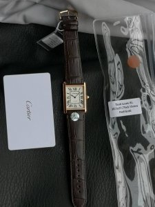 F1 Factory2025 年度收官之作！原装1：1精密！最新一代卡家Tank Louis Xl Automatic 尺寸38.1*27.75*8.18Mm